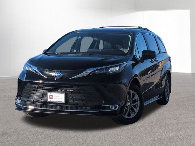 2024 Toyota Sienna XLE 7-Passenger FWD