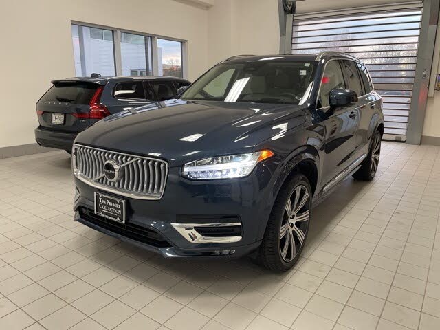 2024 Volvo XC90 B6 Ultimate Bright Theme 6-Passenger AWD