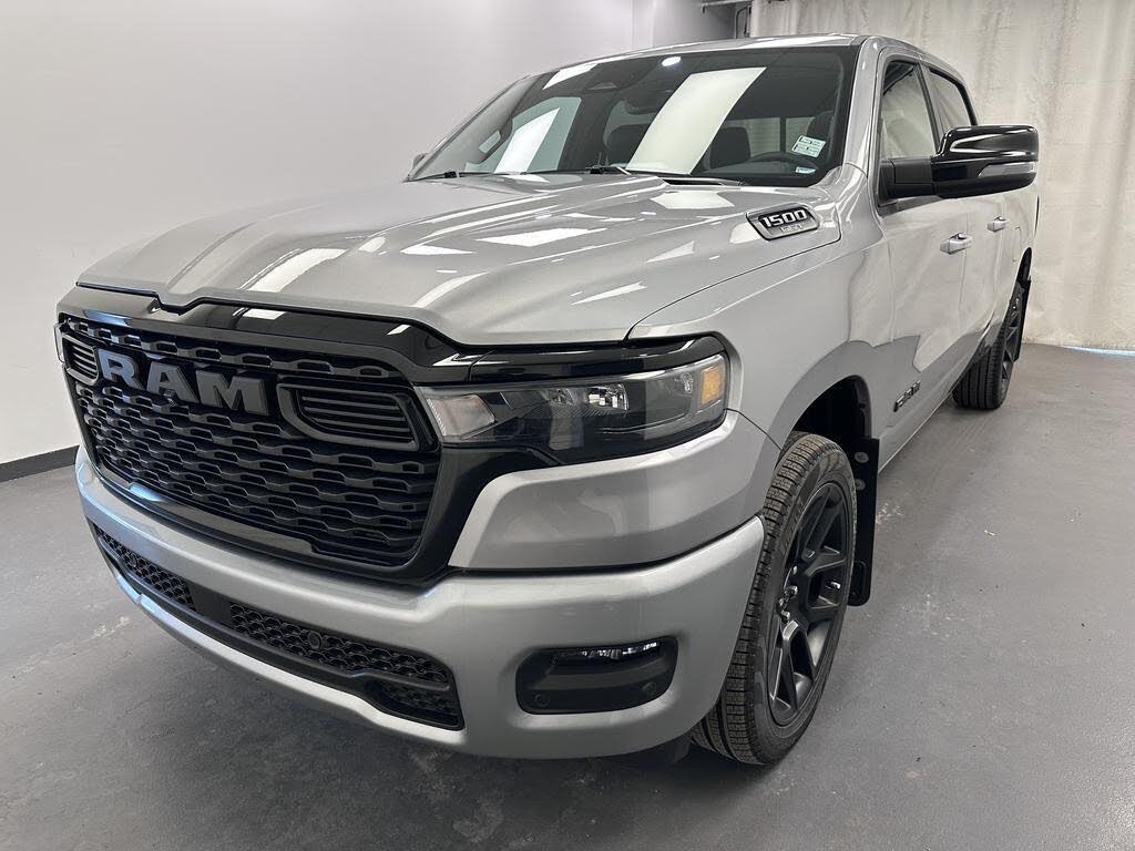 RAM 1500 Sport Quad Cab 4WD 2025