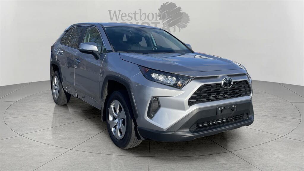 2022 Toyota RAV4 LE AWD