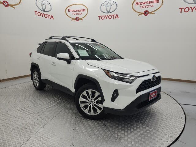 2024 Toyota RAV4 XLE Premium FWD