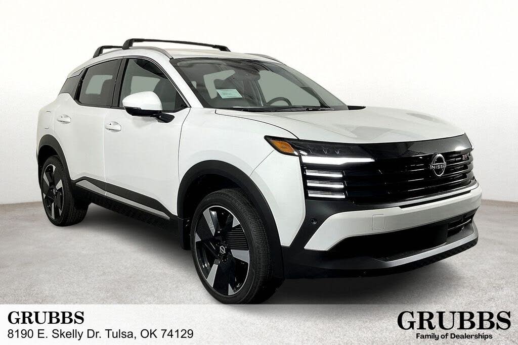 2025 Nissan Kicks SR FWD