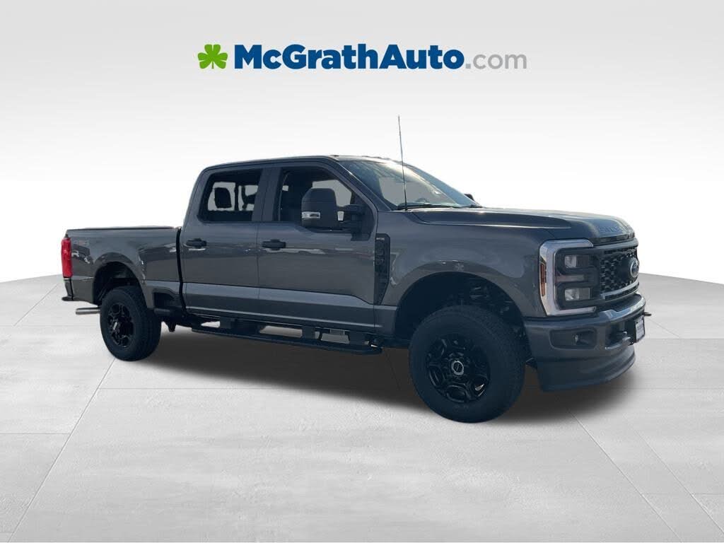 2026 Ford F-350 Super Duty XL Crew Cab 4WD