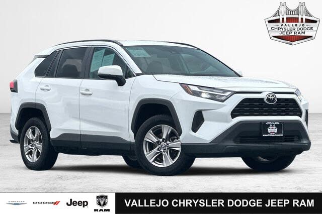 2023 Toyota RAV4 XLE FWD
