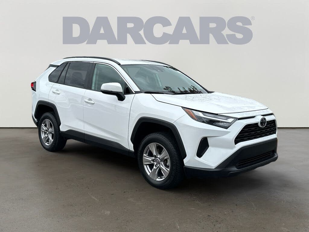 2023 Toyota RAV4 XLE FWD