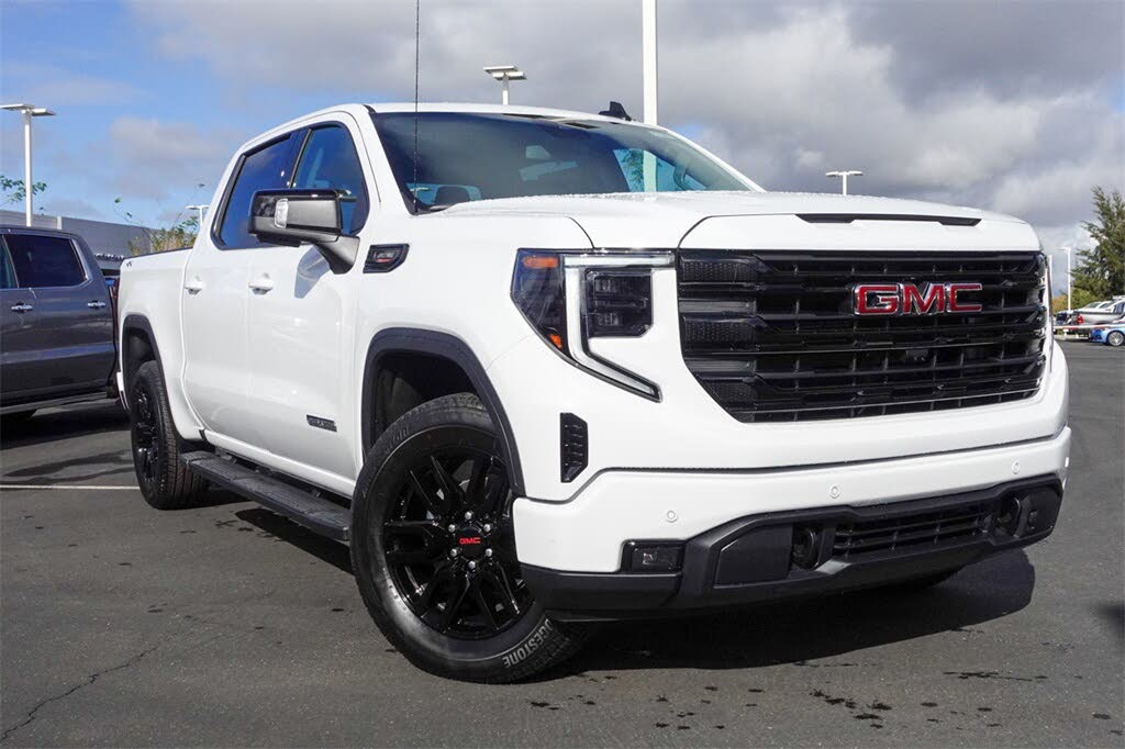 2026 GMC Sierra 1500 Elevation Crew Cab 4WD