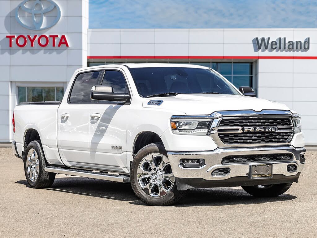 RAM 1500 Big Horn Crew Cab 4WD 2022