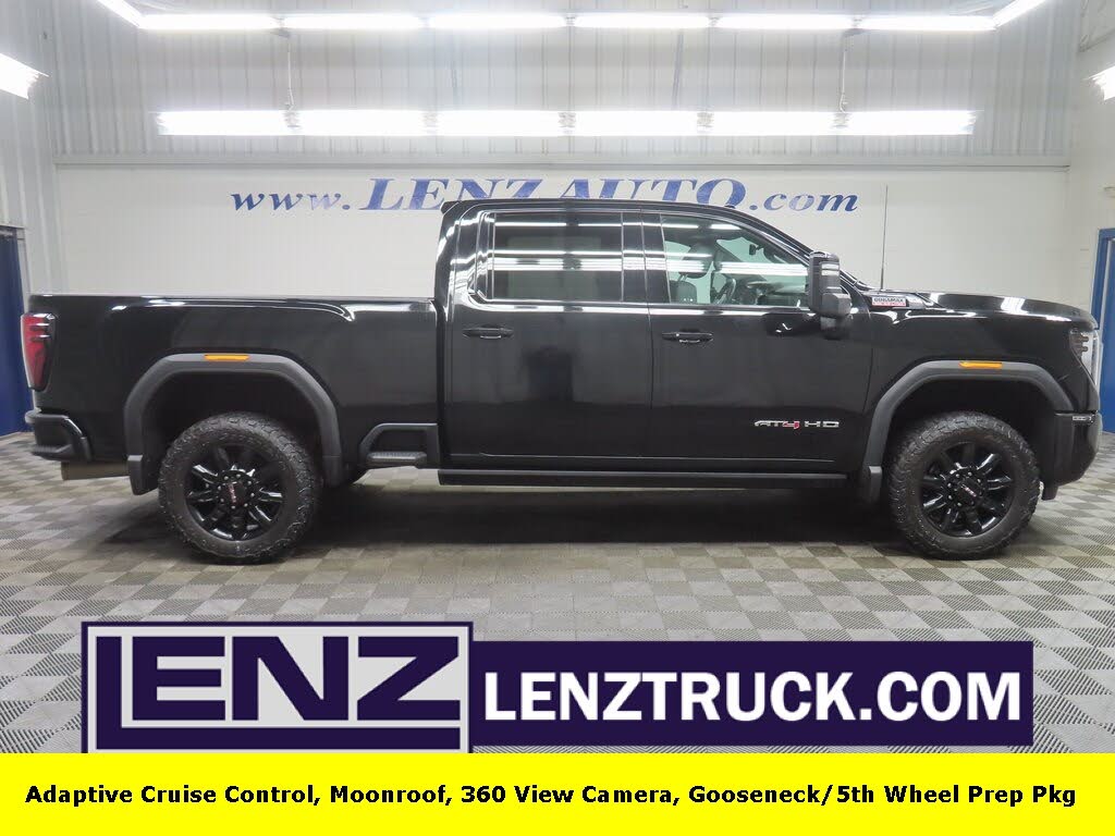 2024 GMC Sierra 2500HD AT4 Crew Cab 4WD