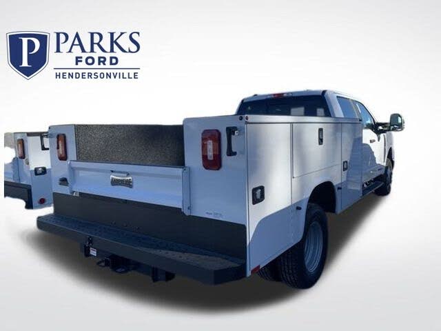 2026 Ford F-350 Super Duty Chassis XL Crew Cab DRW 4WD
