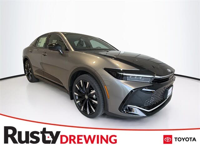 2026 Toyota Crown Platinum AWD