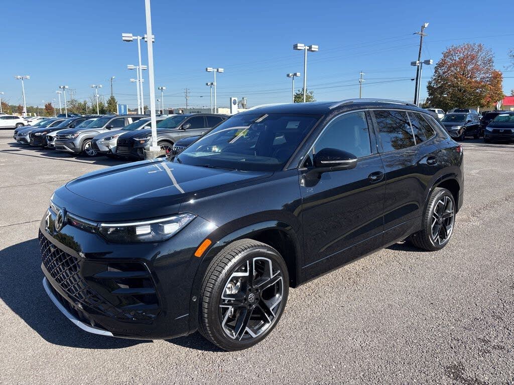 2026 Volkswagen Tiguan SEL R-Line Turbo 4Motion