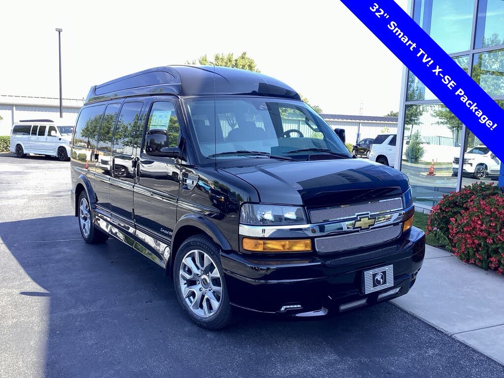2025 Chevrolet Express Cargo 2500 RWD