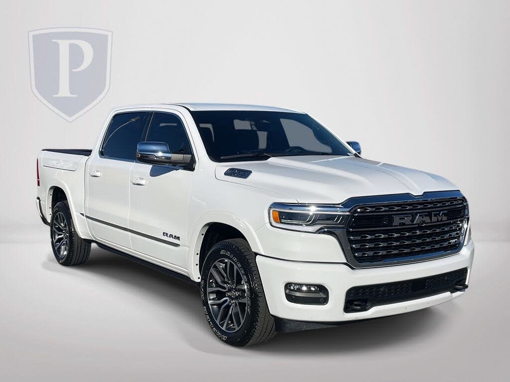 2025 RAM 1500 Limited Crew Cab 4WD