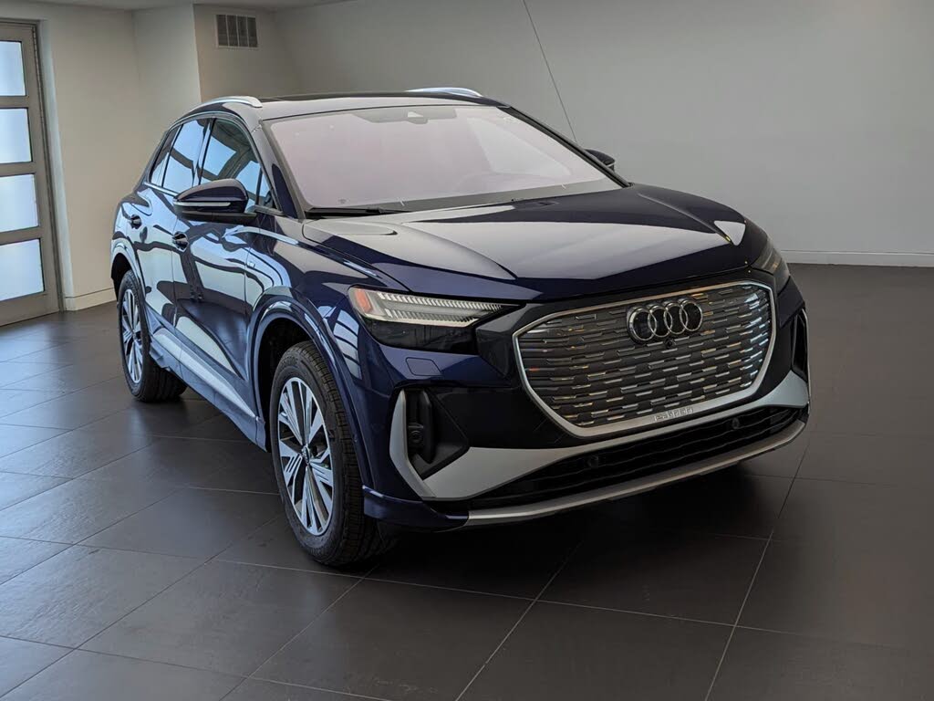 2026 Audi Q4 e-tron quattro Premium 55