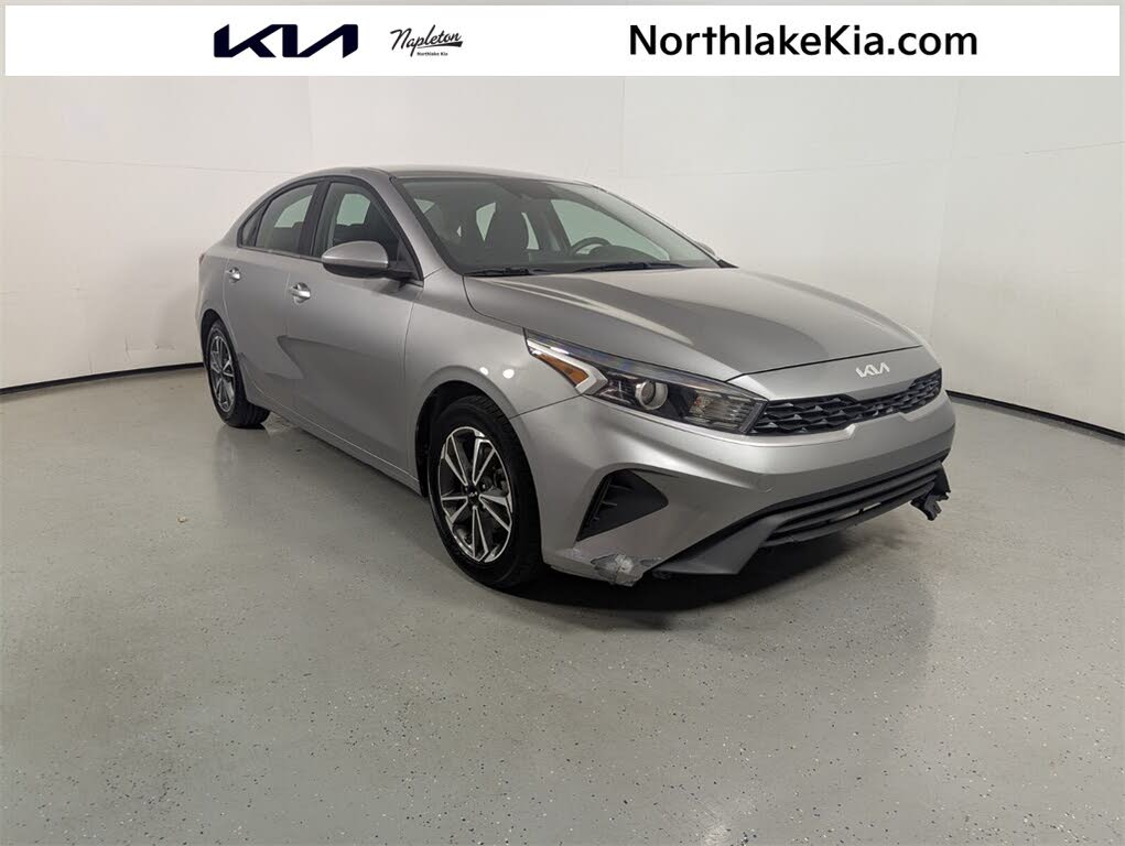 2022 Kia Forte LXS FWD