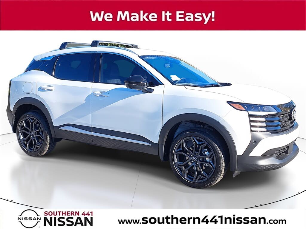 2026 Nissan Kicks SR FWD