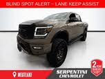 Nissan Titan PRO-4X Crew Cab 4WD
