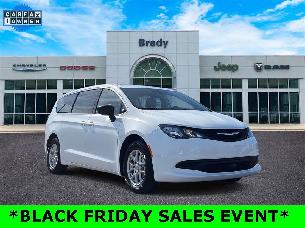 2024 Chrysler Voyager LX FWD