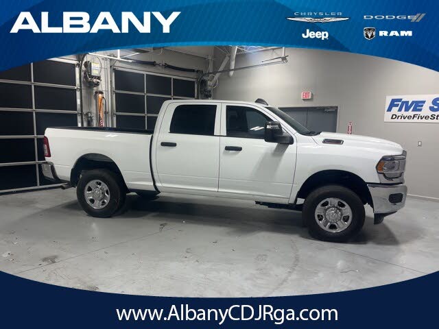 2024 RAM 2500 Tradesman Crew Cab 4WD