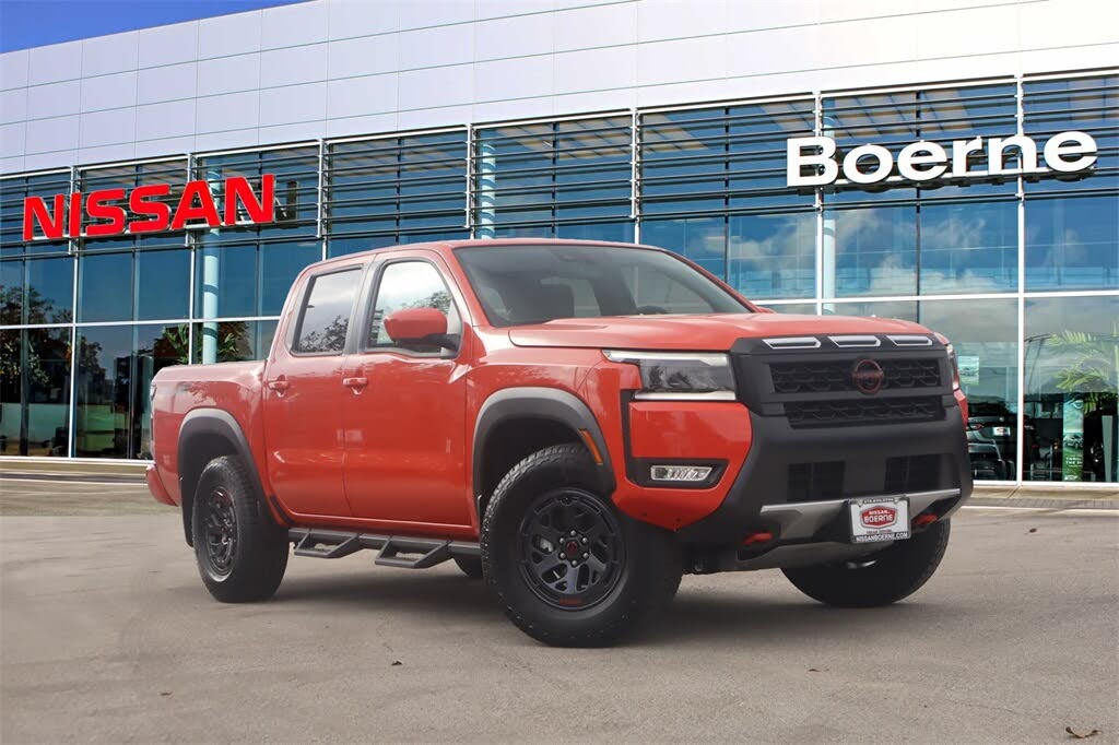 2026 Nissan Frontier PRO-4X Crew Cab 4WD
