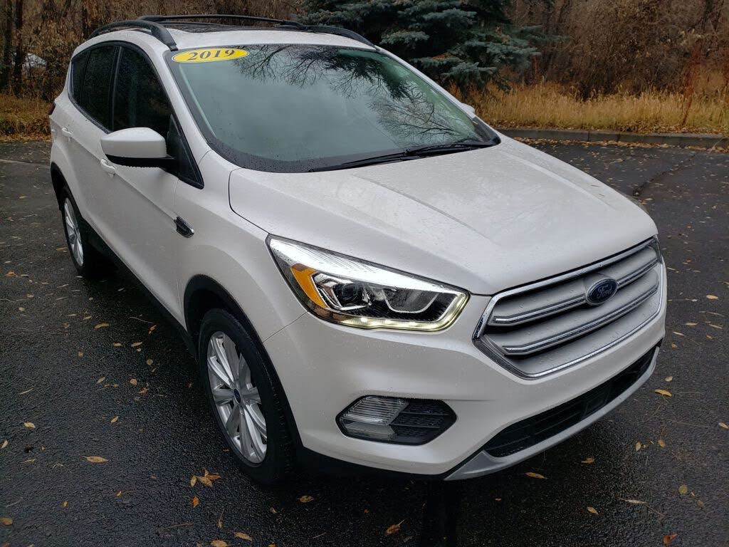 2019 Ford Escape SEL FWD