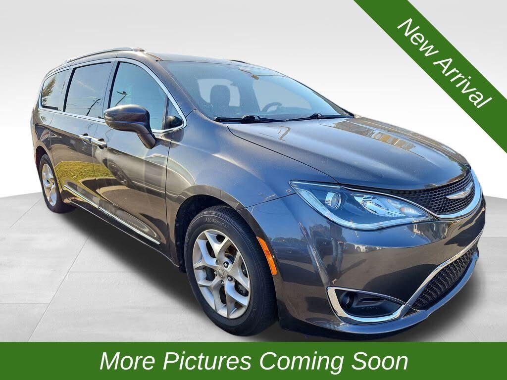 2020 Chrysler Pacifica Touring L FWD