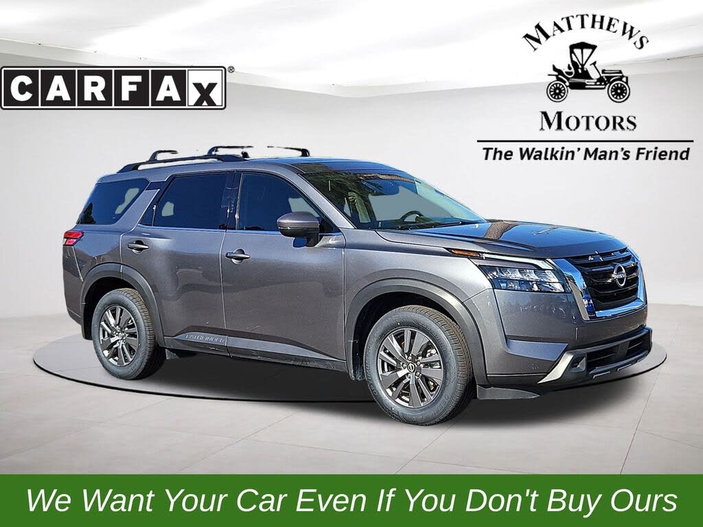 2024 Nissan Pathfinder SV FWD