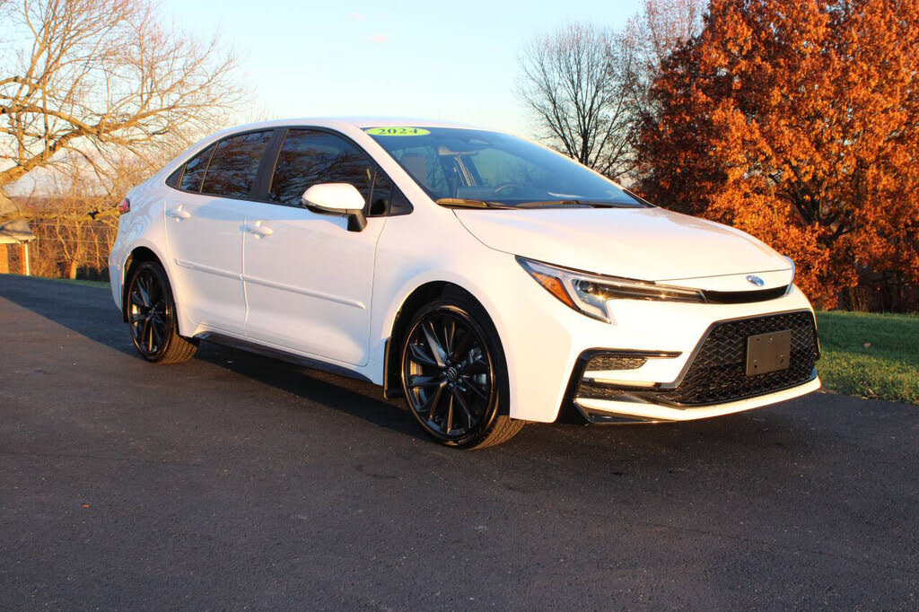 2024 Toyota Corolla Hybrid SE FWD