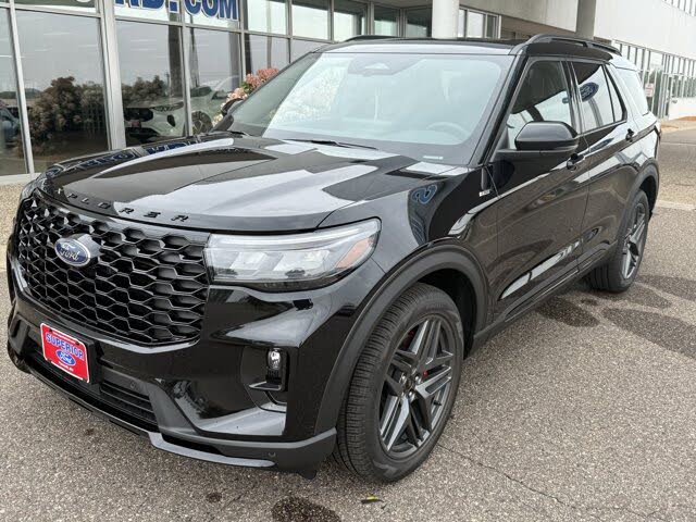 2025 Ford Explorer ST-Line AWD
