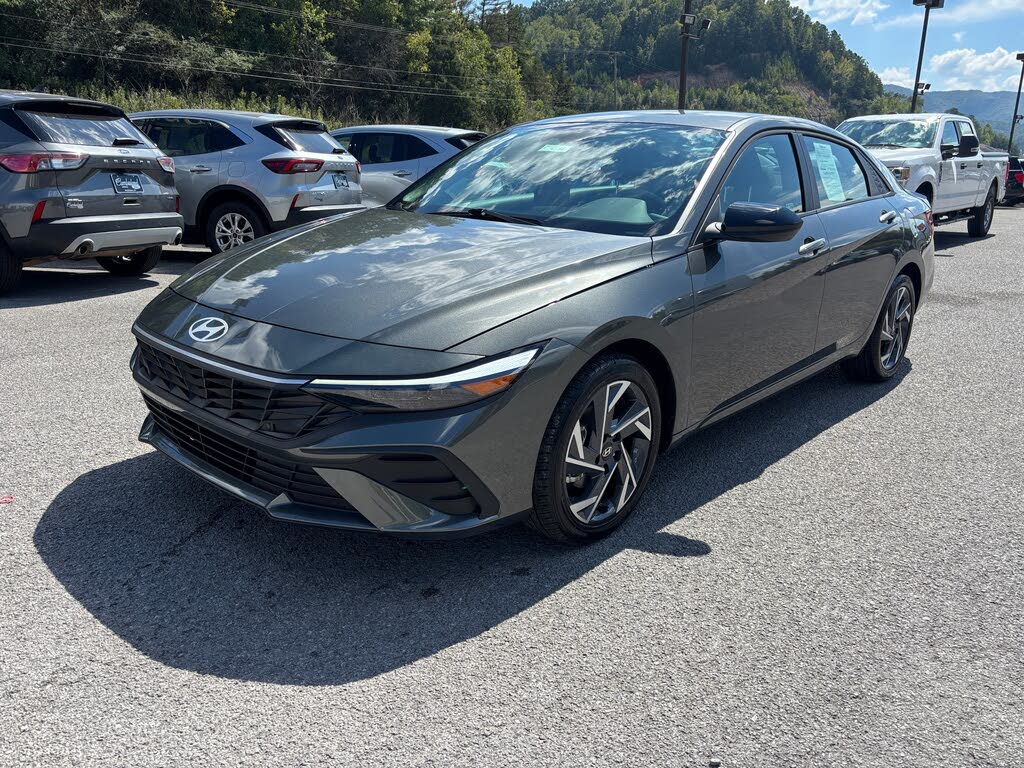 2025 Hyundai Elantra SEL Sport FWD