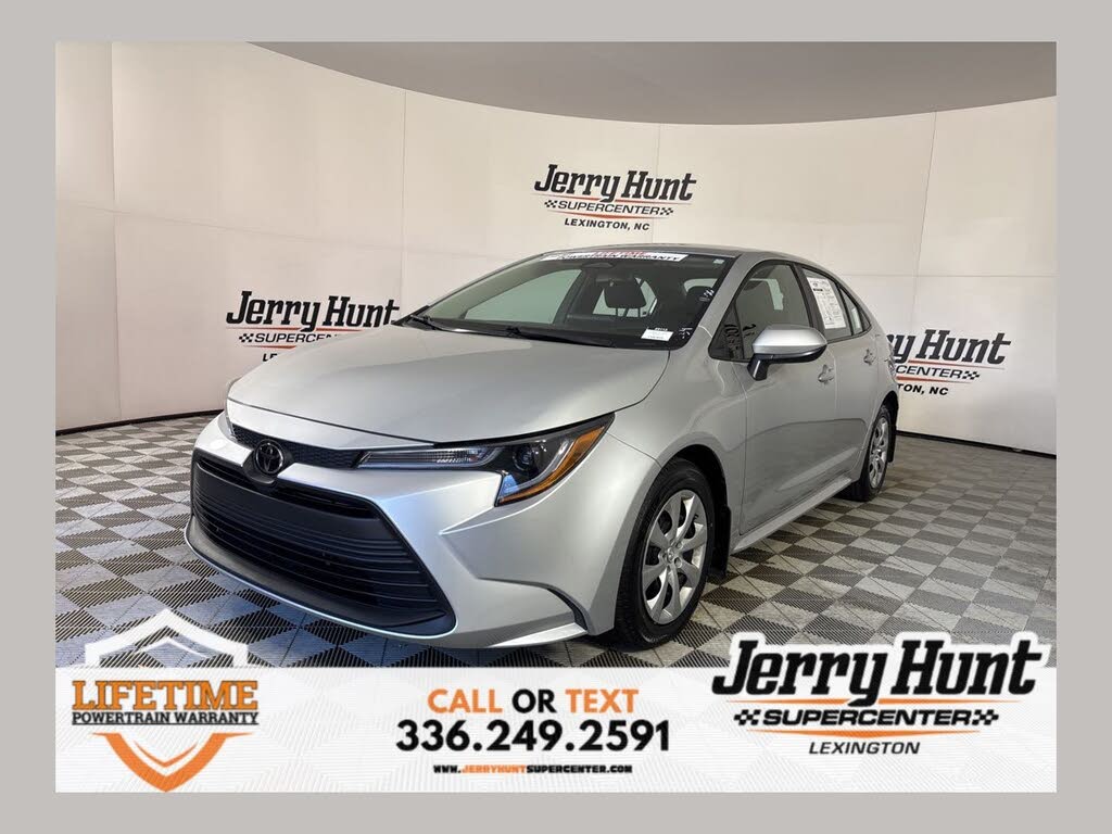 2025 Toyota Corolla LE FWD