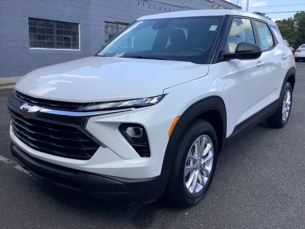 2026 Chevrolet Trailblazer LS FWD