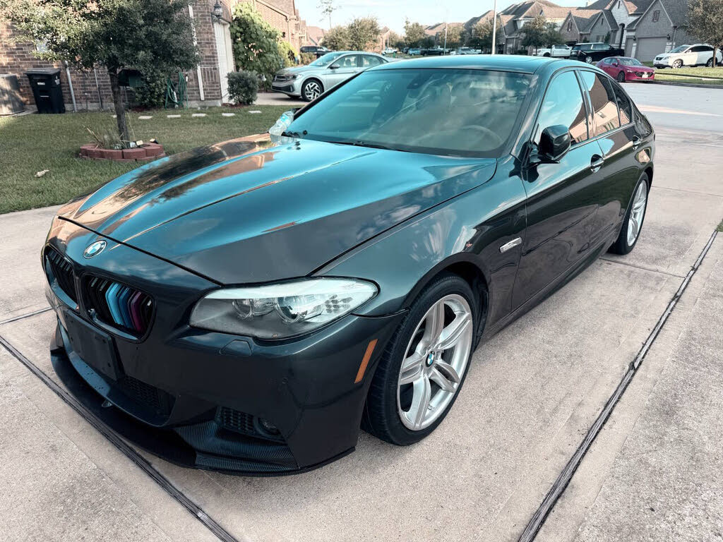 2013 BMW 5 Series 535i Sedan RWD