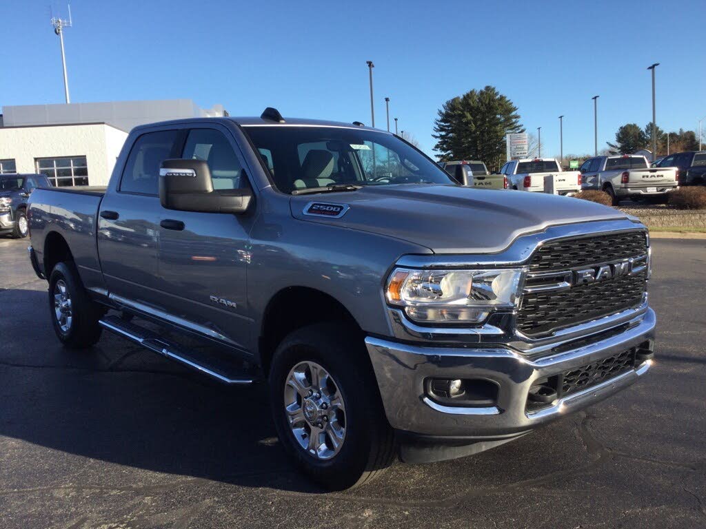 2024 RAM 2500 Big Horn Crew Cab 4WD