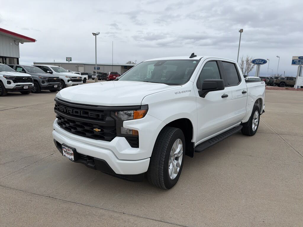 2024 Chevrolet Silverado 1500 Custom Crew Cab 4WD