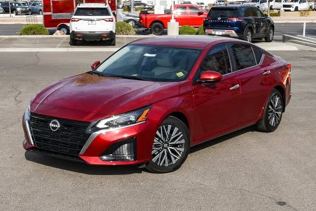 2025 Nissan Altima 2.5 SV FWD