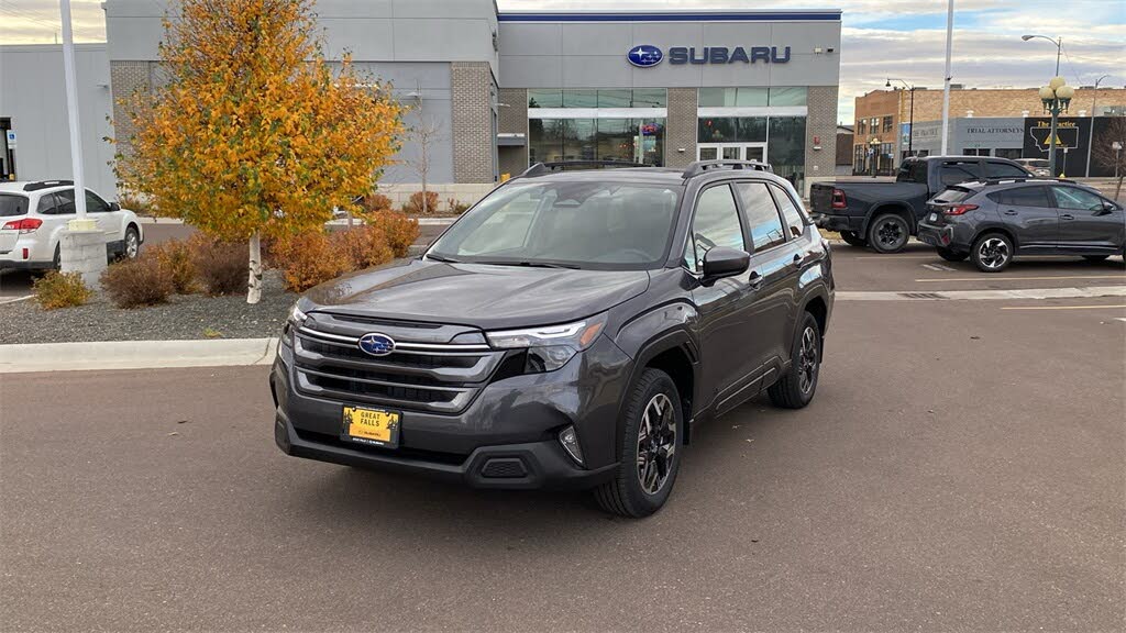 2025 Subaru Forester Premium Crossover AWD