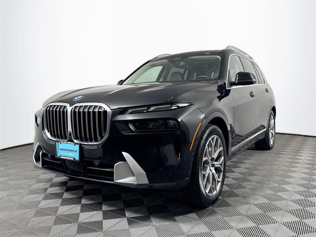 2023 BMW X7 xDrive40i AWD