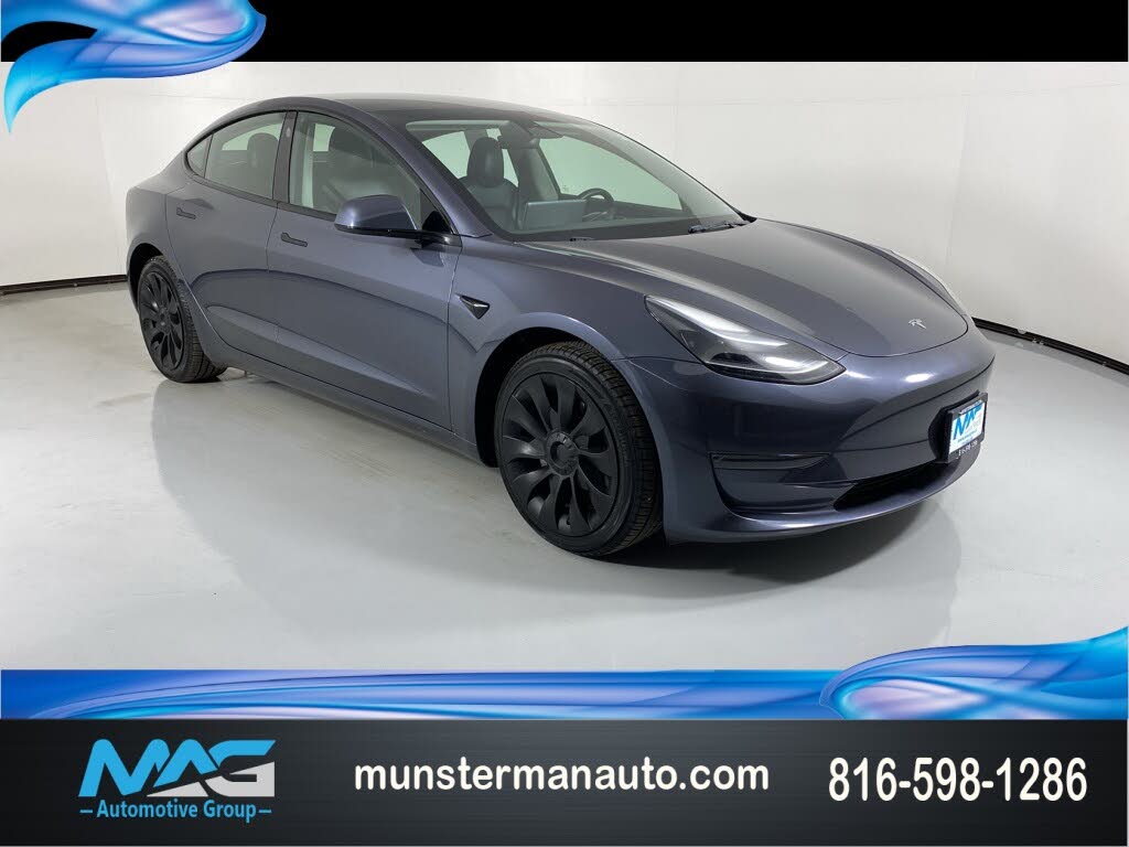 2023 Tesla Model 3 RWD