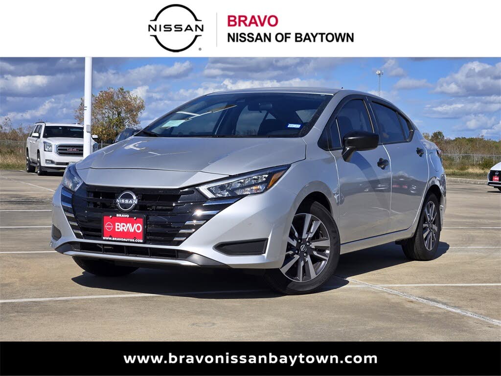2025 Nissan Versa S FWD