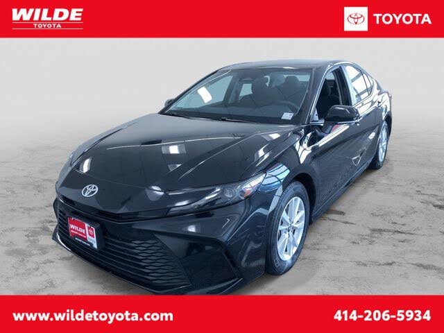 2025 Toyota Camry LE FWD