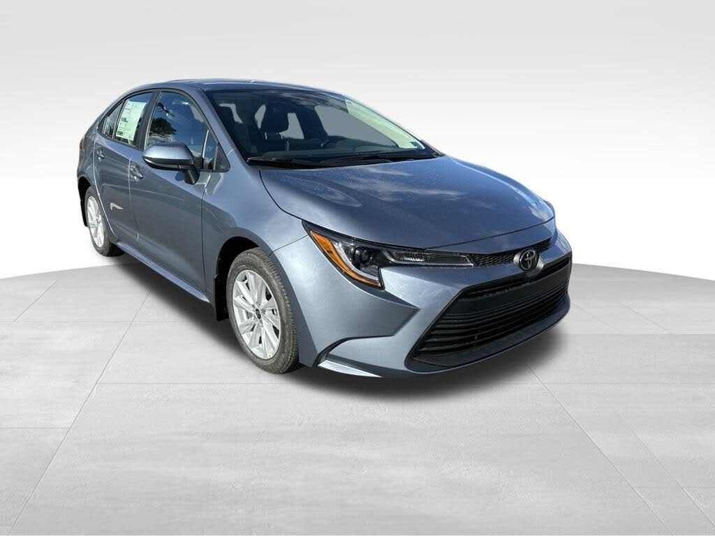 2026 Toyota Corolla LE FWD