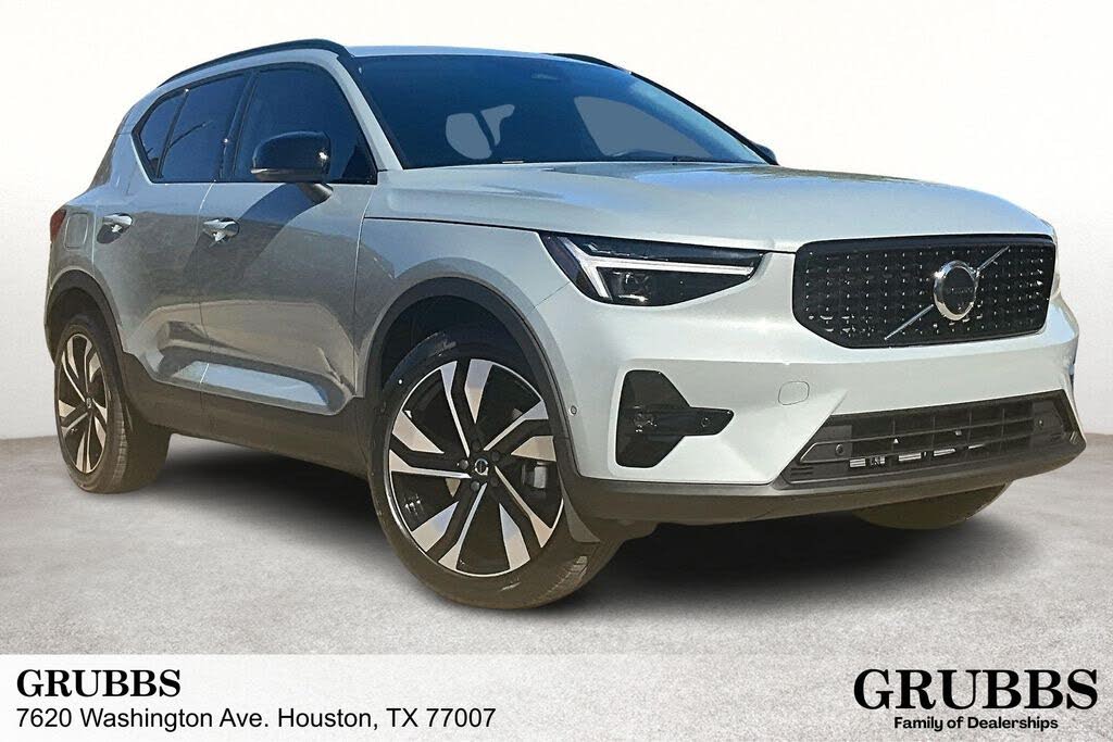 2026 Volvo XC40 B5 Ultra AWD