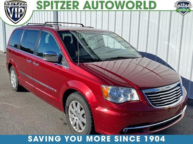 2011 Chrysler Town & Country Touring-L FWD