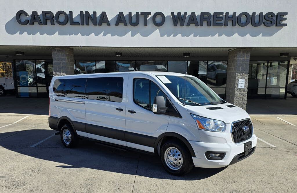 2022 Ford Transit Passenger 350 XLT Low Roof LB AWD