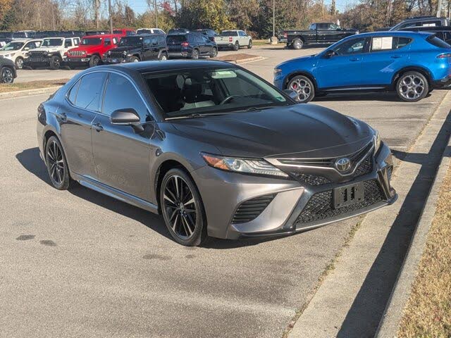 2019 Toyota Camry XSE FWD