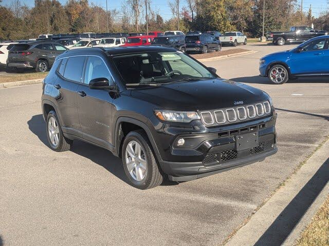2022 Jeep Compass Latitude 4WD