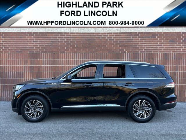 2023 Lincoln Aviator Livery AWD