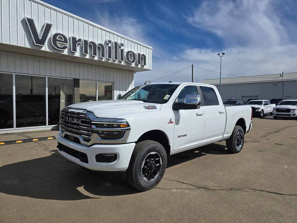 2025 RAM 3500 Laramie Crew Cab 4WD