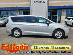 Chrysler Pacifica Touring FWD